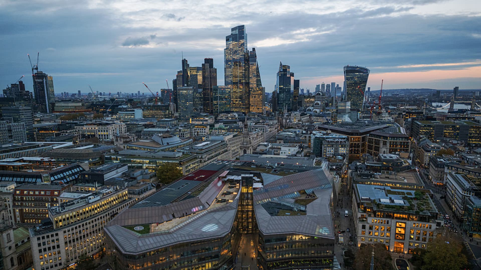 Europe stocks rebound stalls as U.S-Iran ceasefire comes under strain